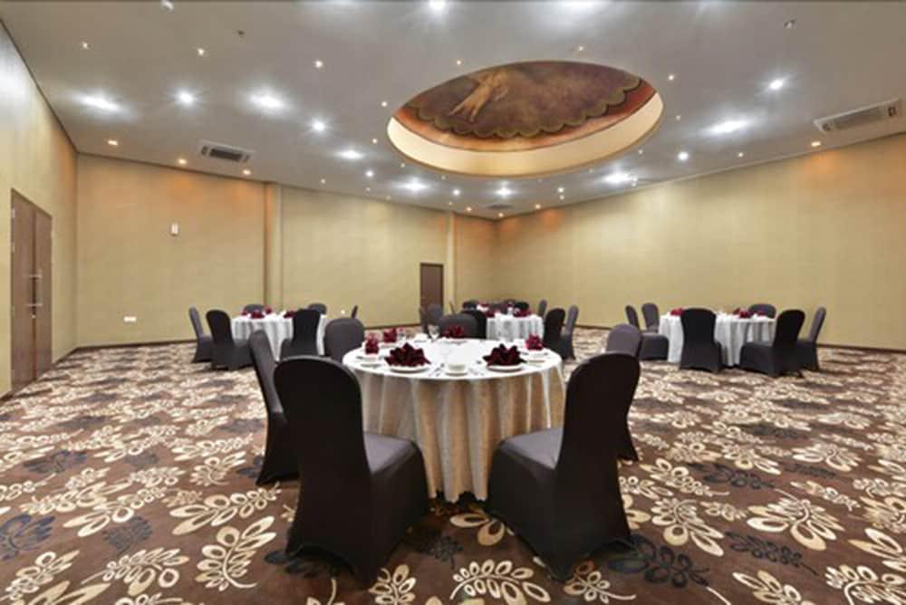 Zodiak Kebon Kawung By Kagum Hotel 2*